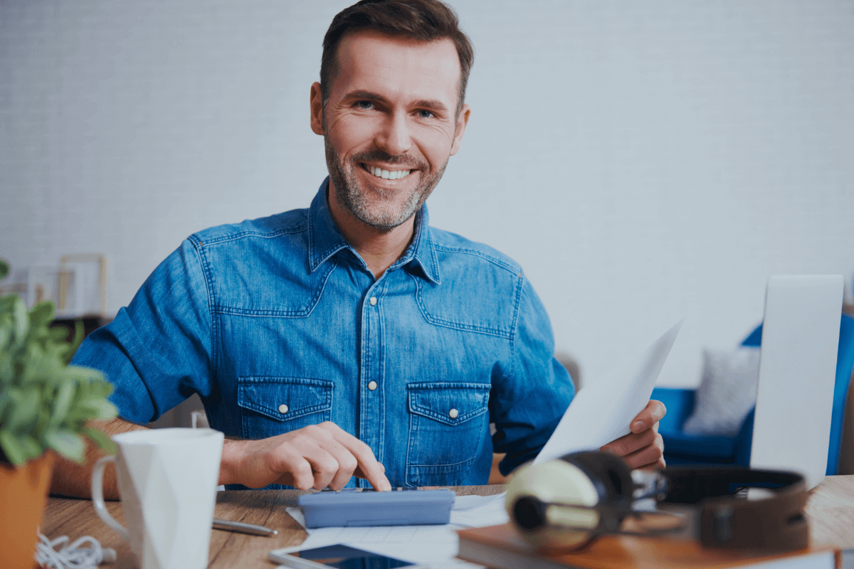 WHEN TO HIRE A DEBT COLLECTION AGENCY?